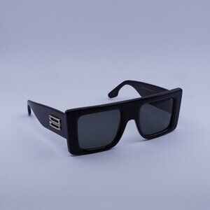 Victoria Beckham VB677S 001 Sunglasses Black Square Frame, Grey Lenses